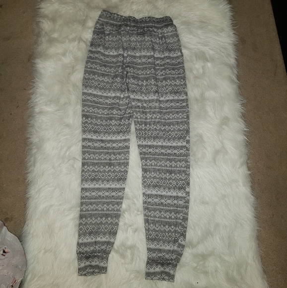 Joggers - Picture 2 of 4